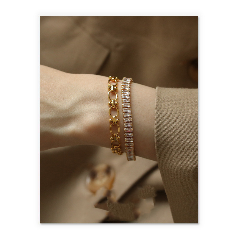 Bracelet simple en zircon