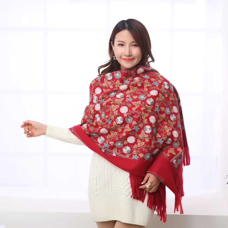 Châle cashmere épais frangé broderie chaleur