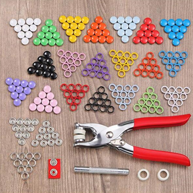 Bouton creux cinq branches couleur 9,5MM