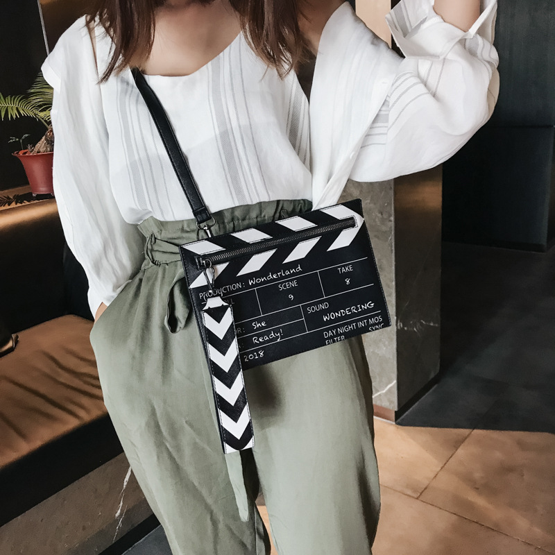 Sac bandoulière femme cuir synthétique imitation film