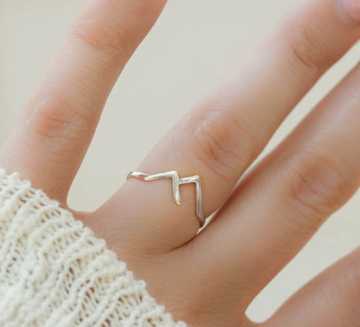 Bague cuivre créative dame montagne