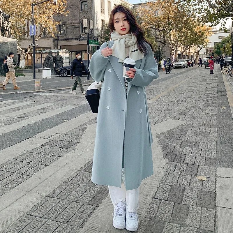 Manteau laine mi-long laçage femme