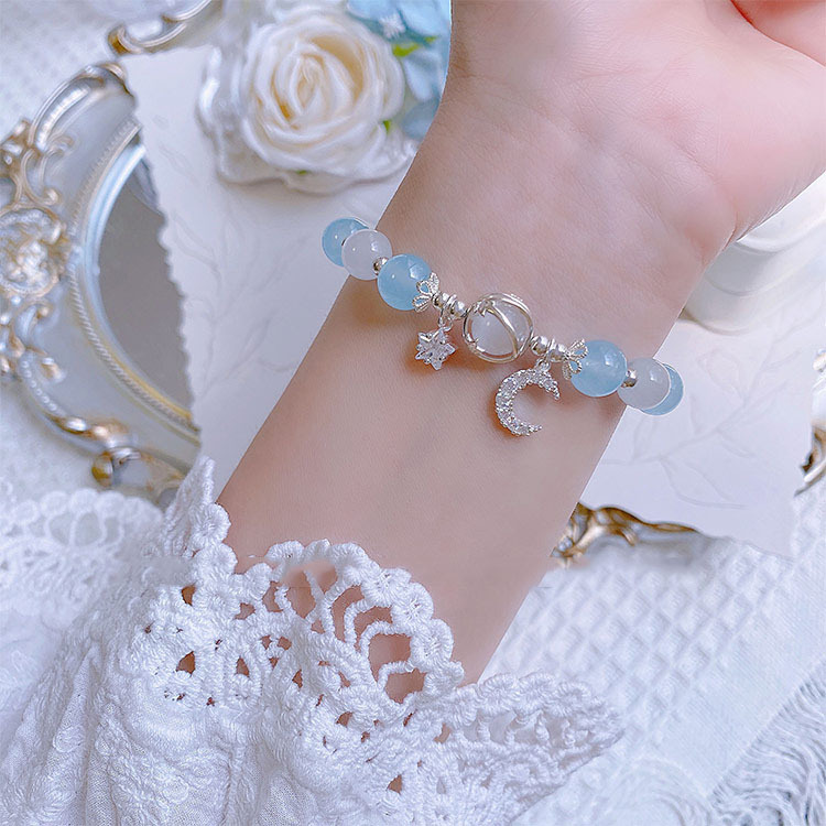 Bracelet lune grise vintage perles chanceux