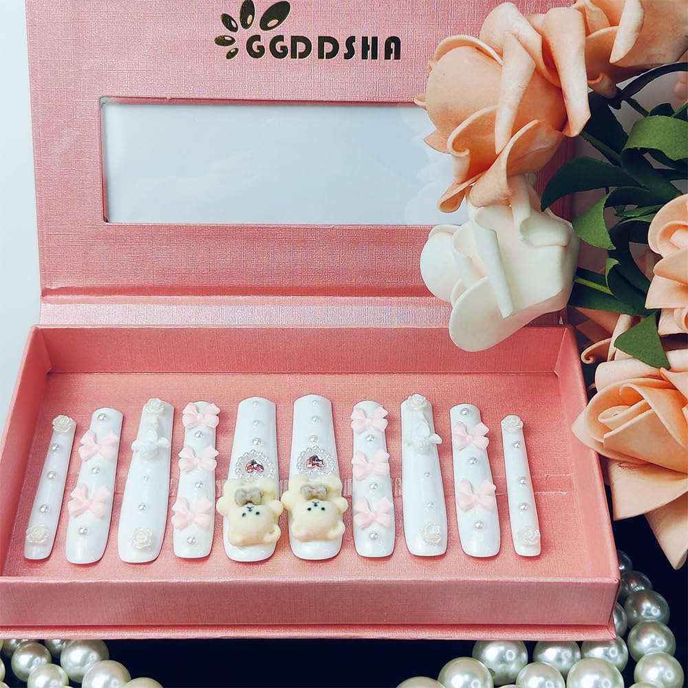 Ongles blancs longs mignons ours rose nœud perles