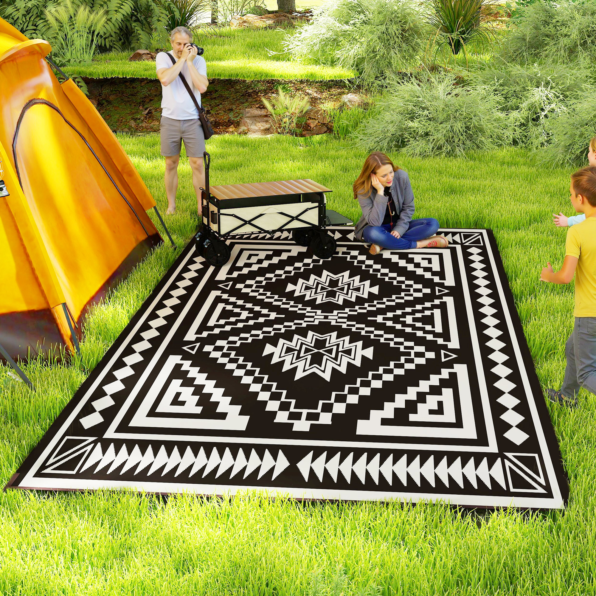 Tapis extérieur réversible 9x18po imperméable noir blanc damier