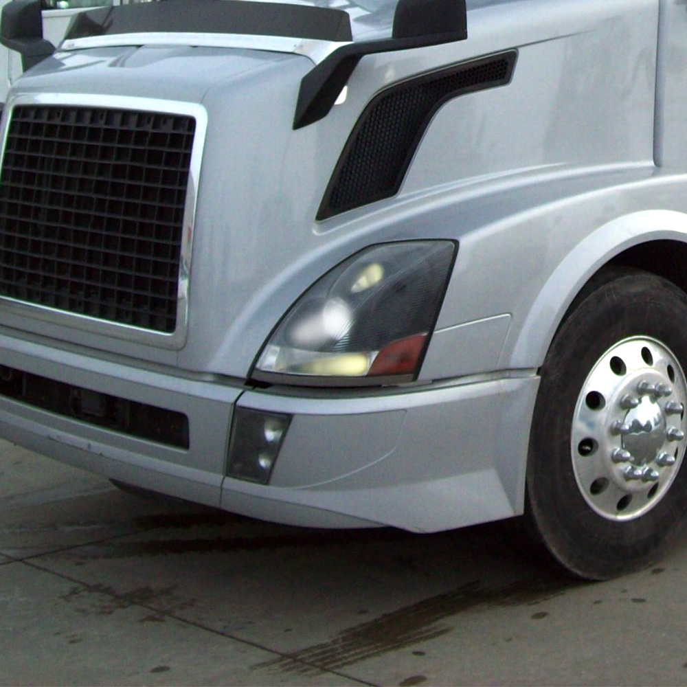 Phare halogène Volvo VNL 2004-2017 côté passager