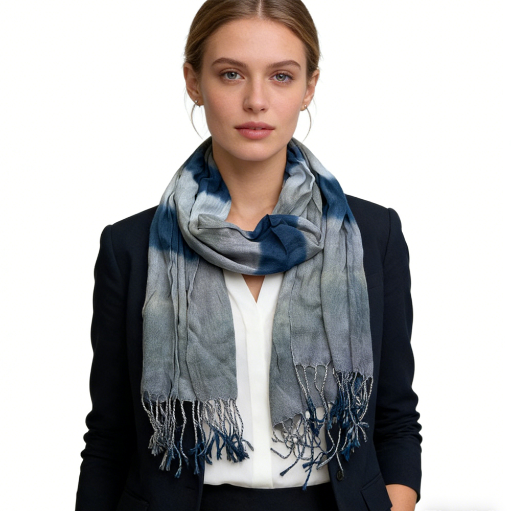 Foulard viscose bleu marine imprimé versatile