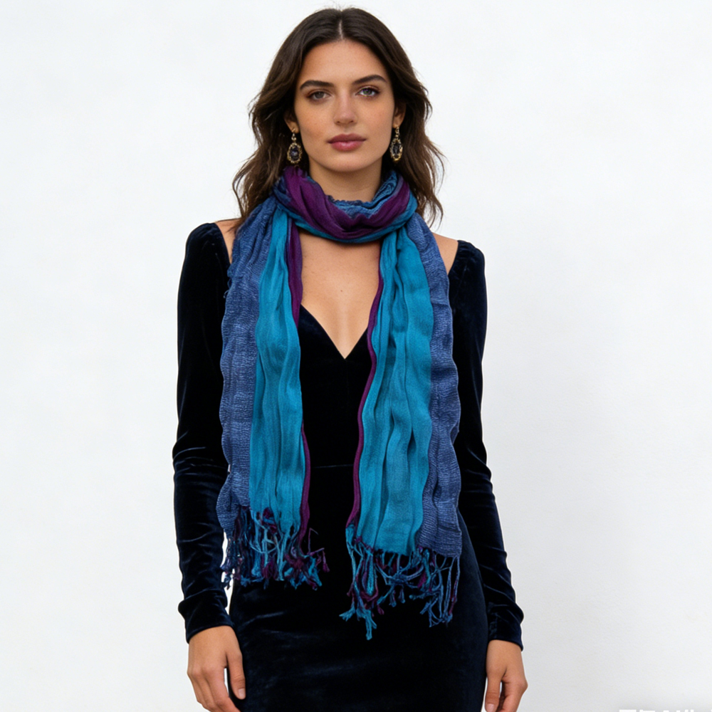Foulard bleu ciel froissé teint femme homme casual soirée
