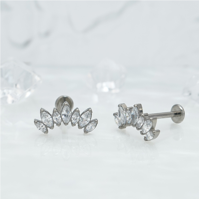 Boucles d'oreilles labret titane femme CZ