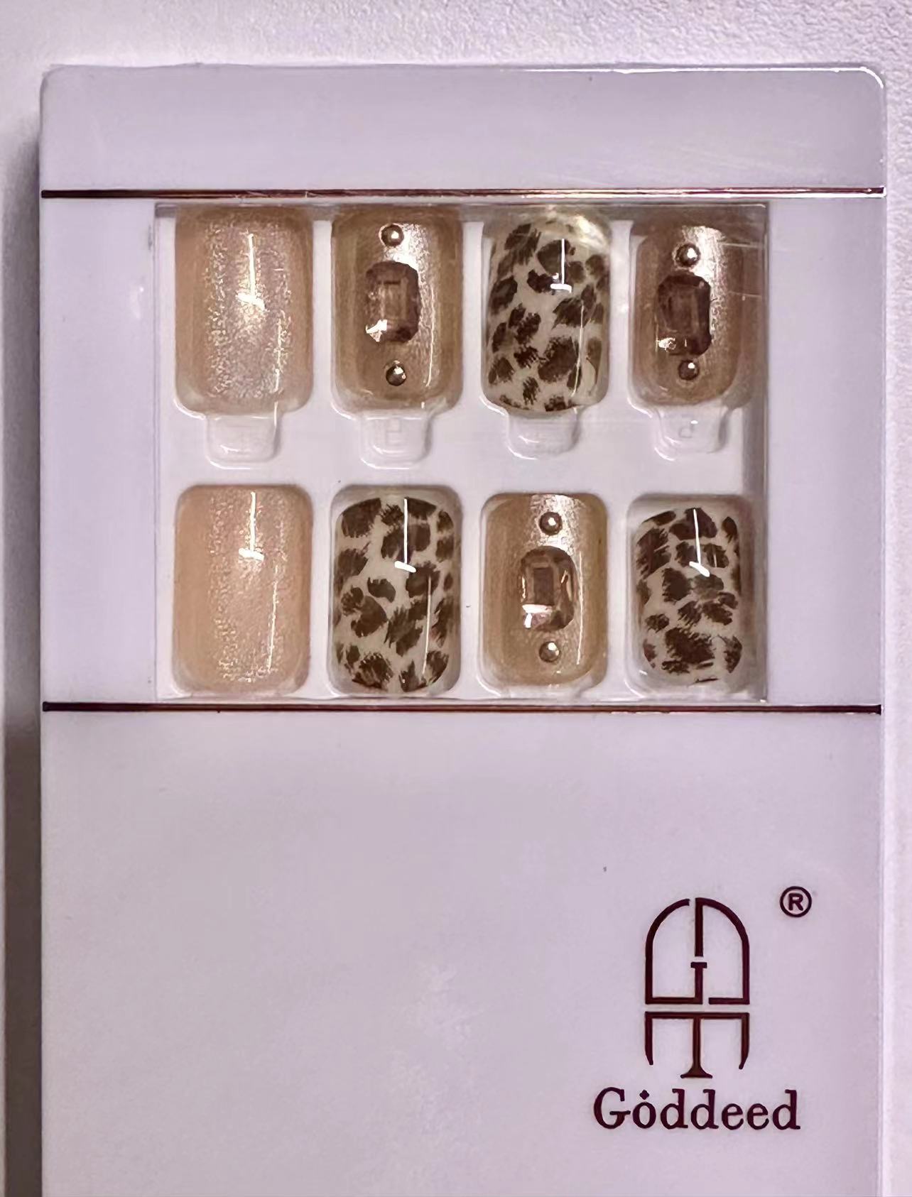 Ongles GD329 à coller