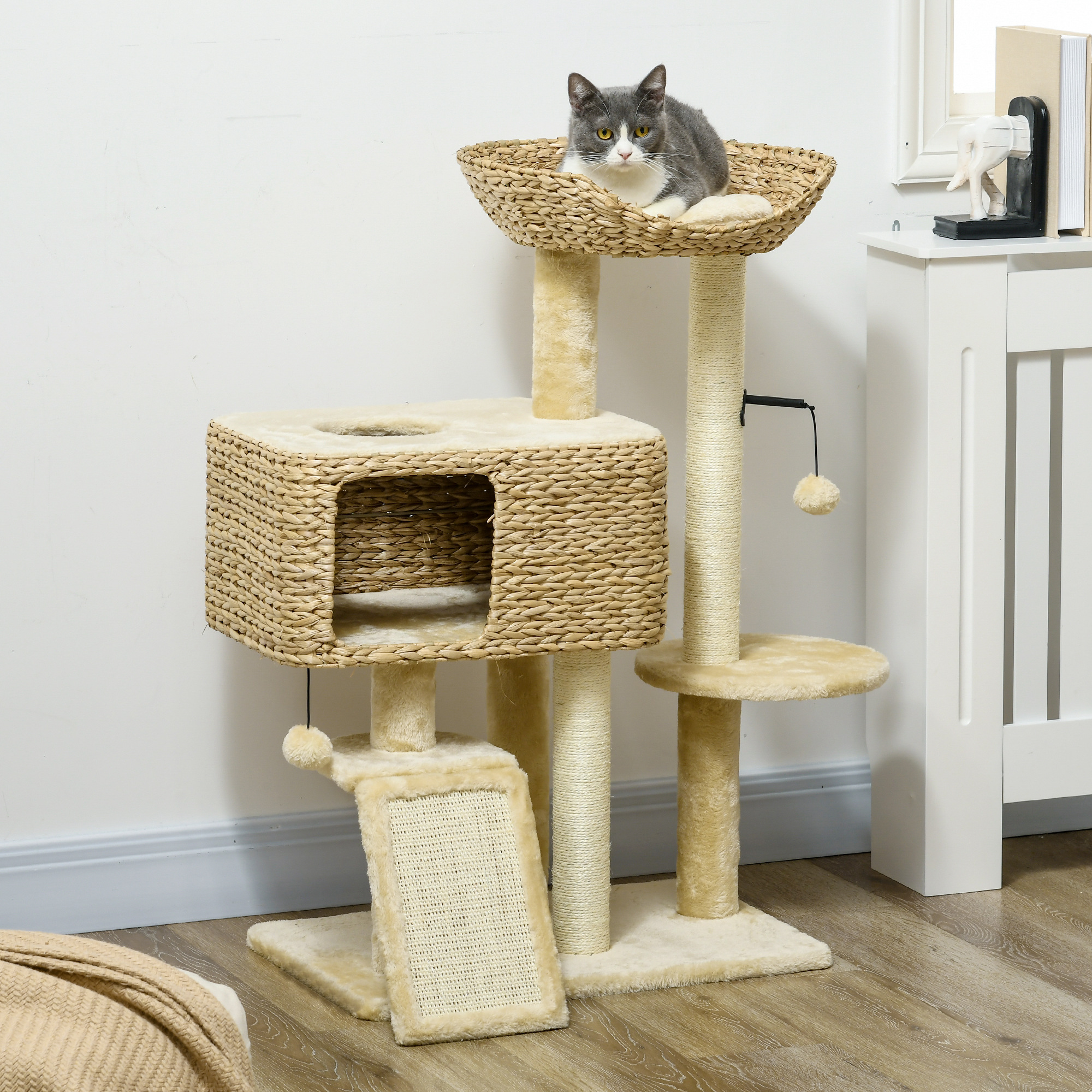 Arbre chat intérieur griffoirs, tour condo, beige