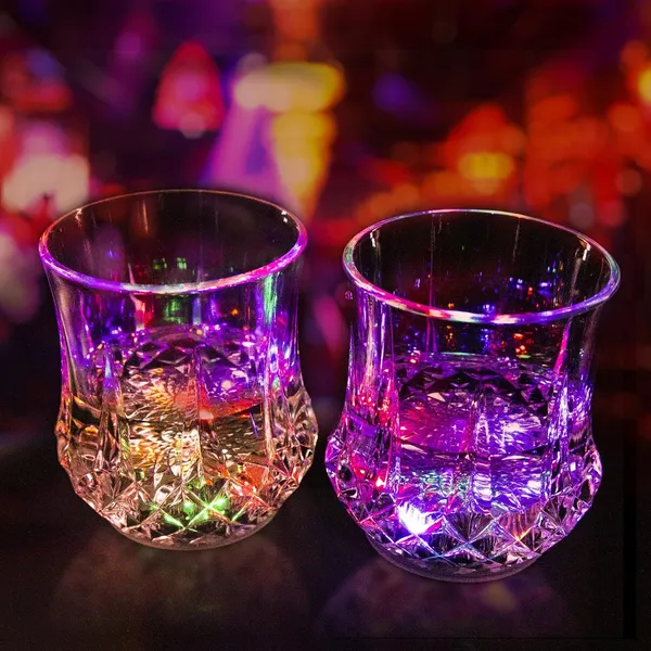 2x Verres LED à boire, activation liquide multicolore