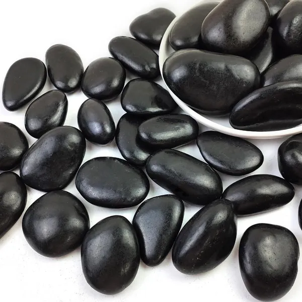 Pierres rivière noires 38lbs poli 2-3 po galets paysage