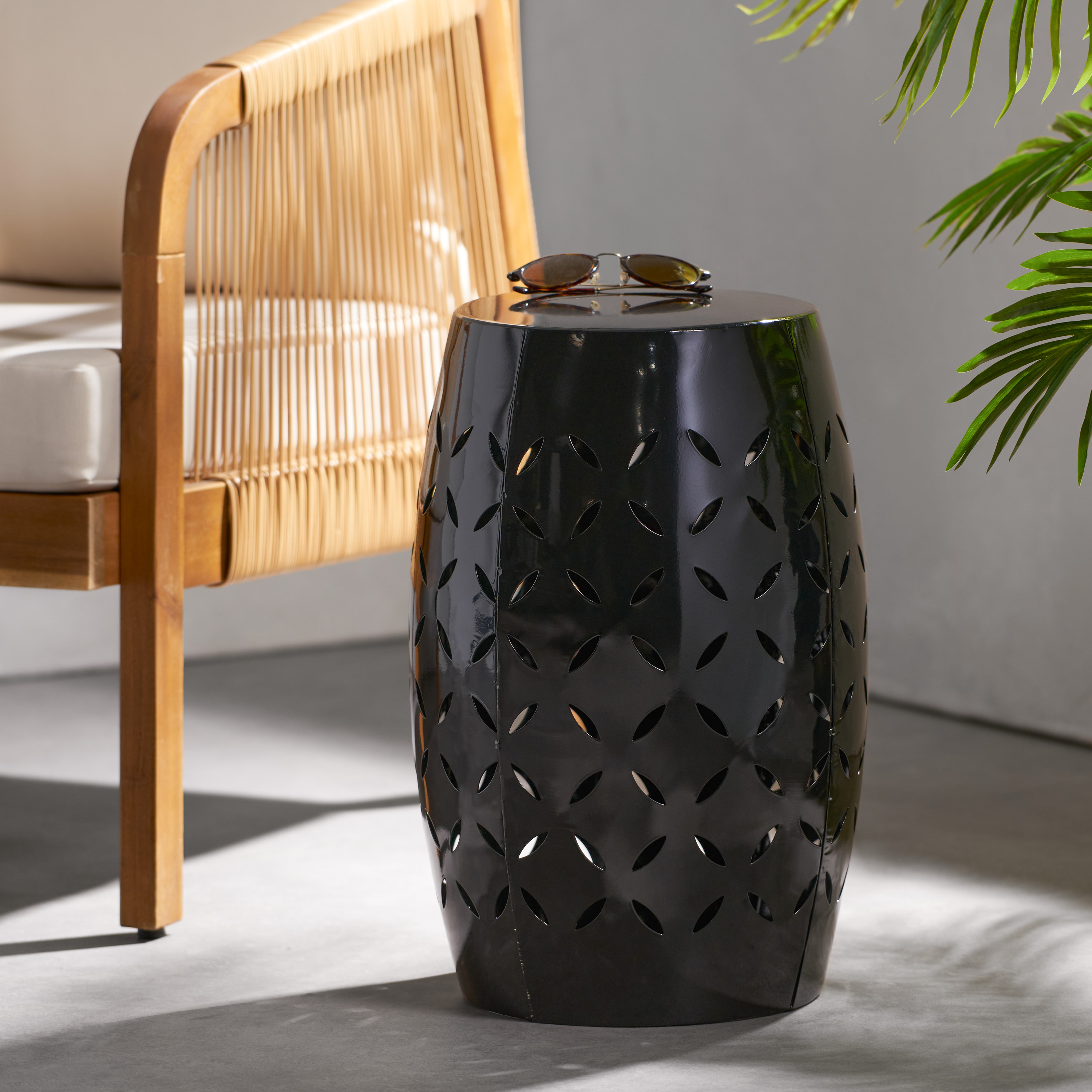 Table accent LILAC 12po cylindrique style industriel noir