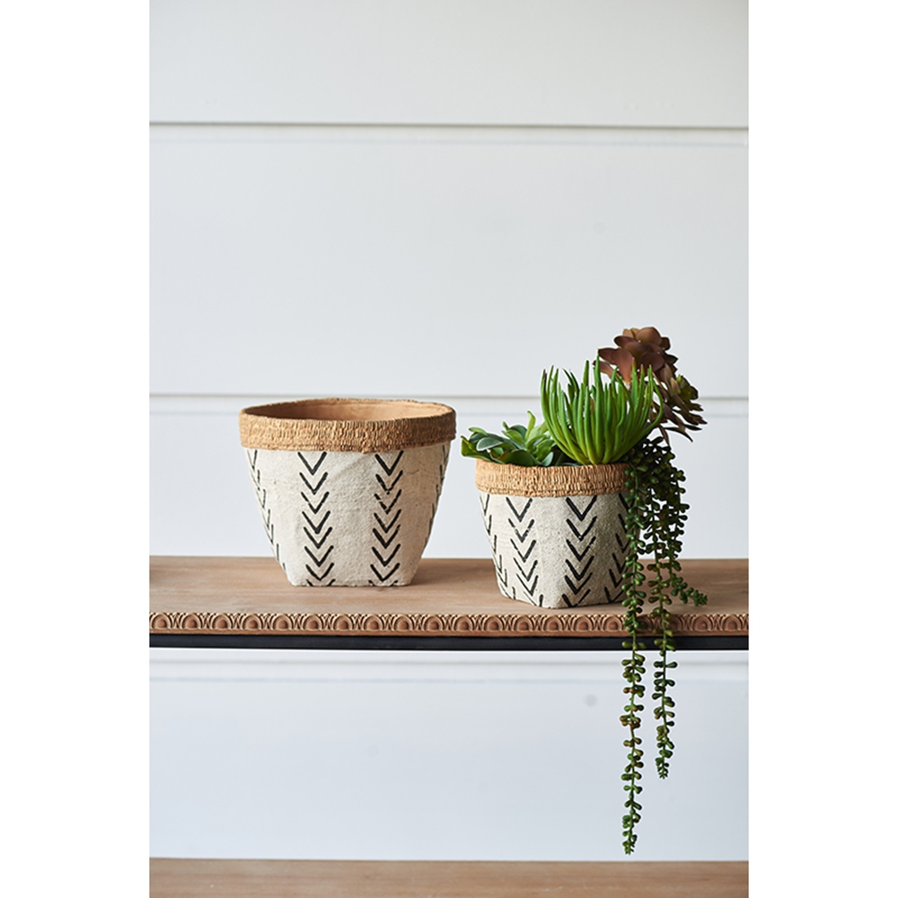 2 jardinières ciment blanc brun motif V, grand et petit