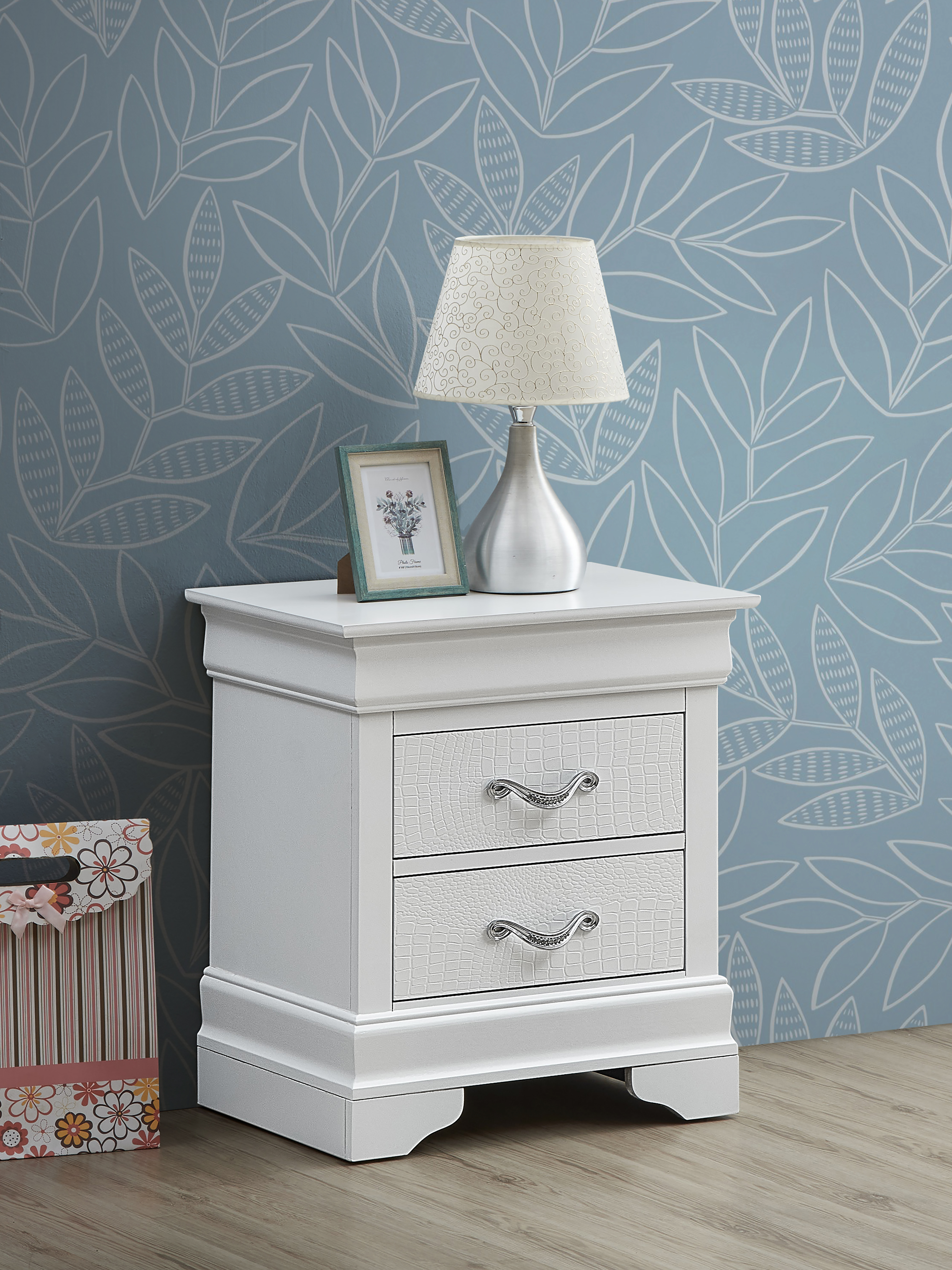 Table nuit transitoire champagne argent