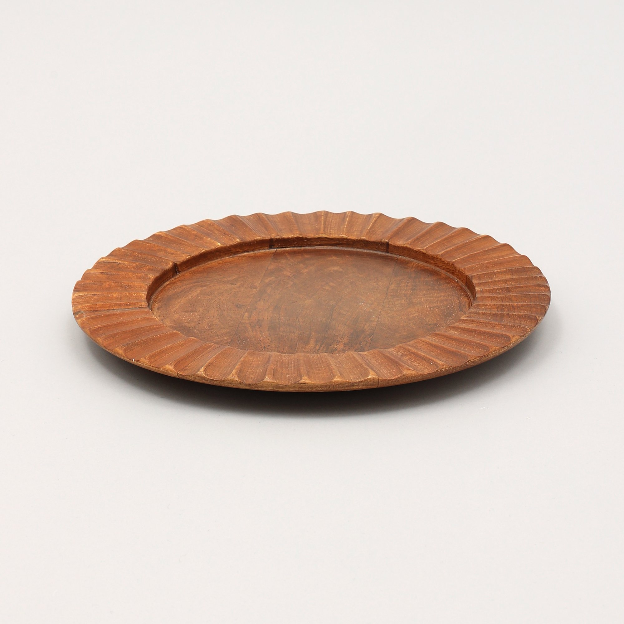 Assiette charger bois 13 po, marron artisanal, napperons bois