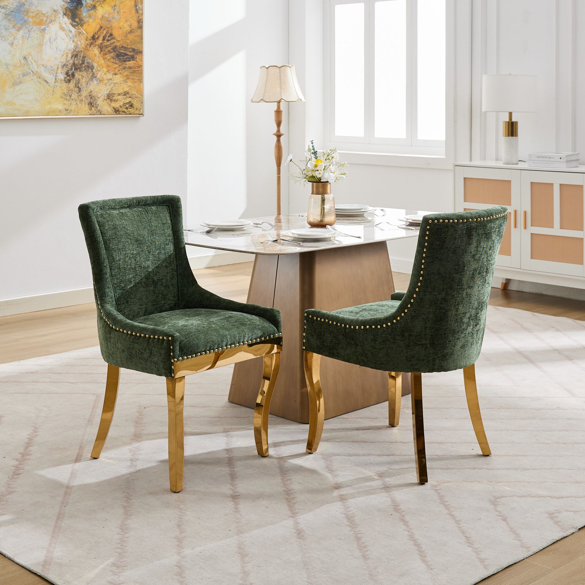 2 Chaises chenille moderne pattes or rivets vert