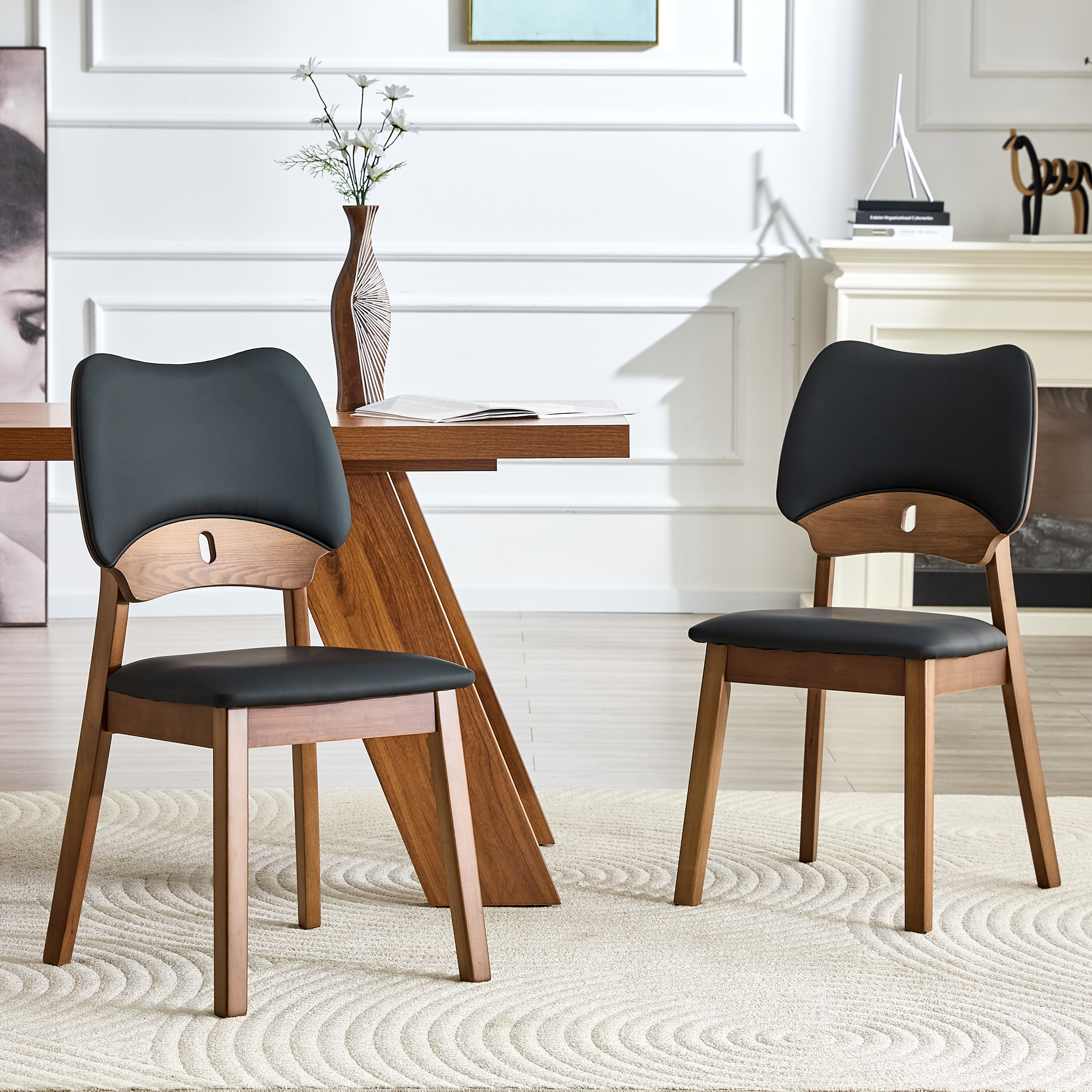 2 Chaises salle à manger noyer bois massif coussin PU noir