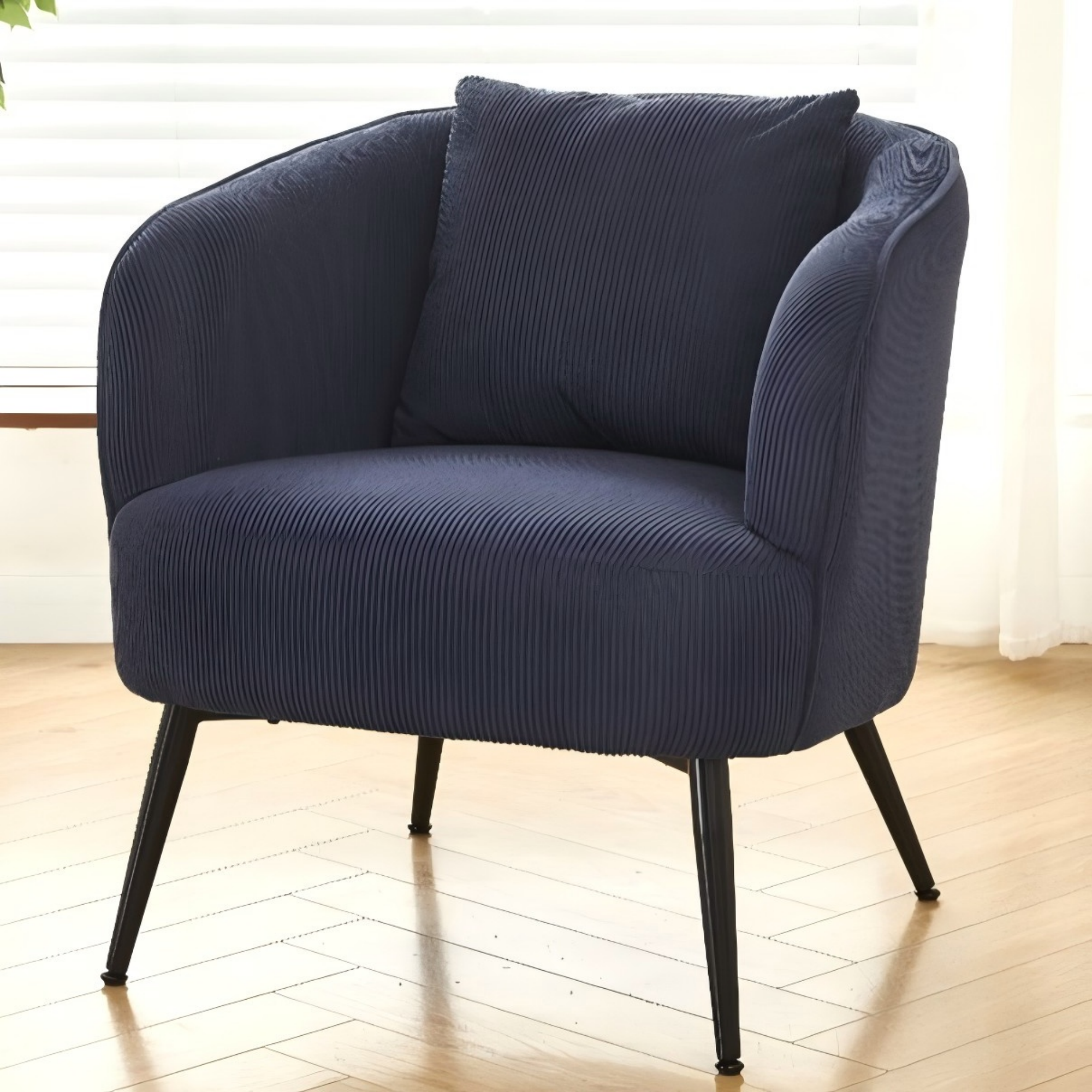 Chaise accentuelle velours + coussin, pieds métal