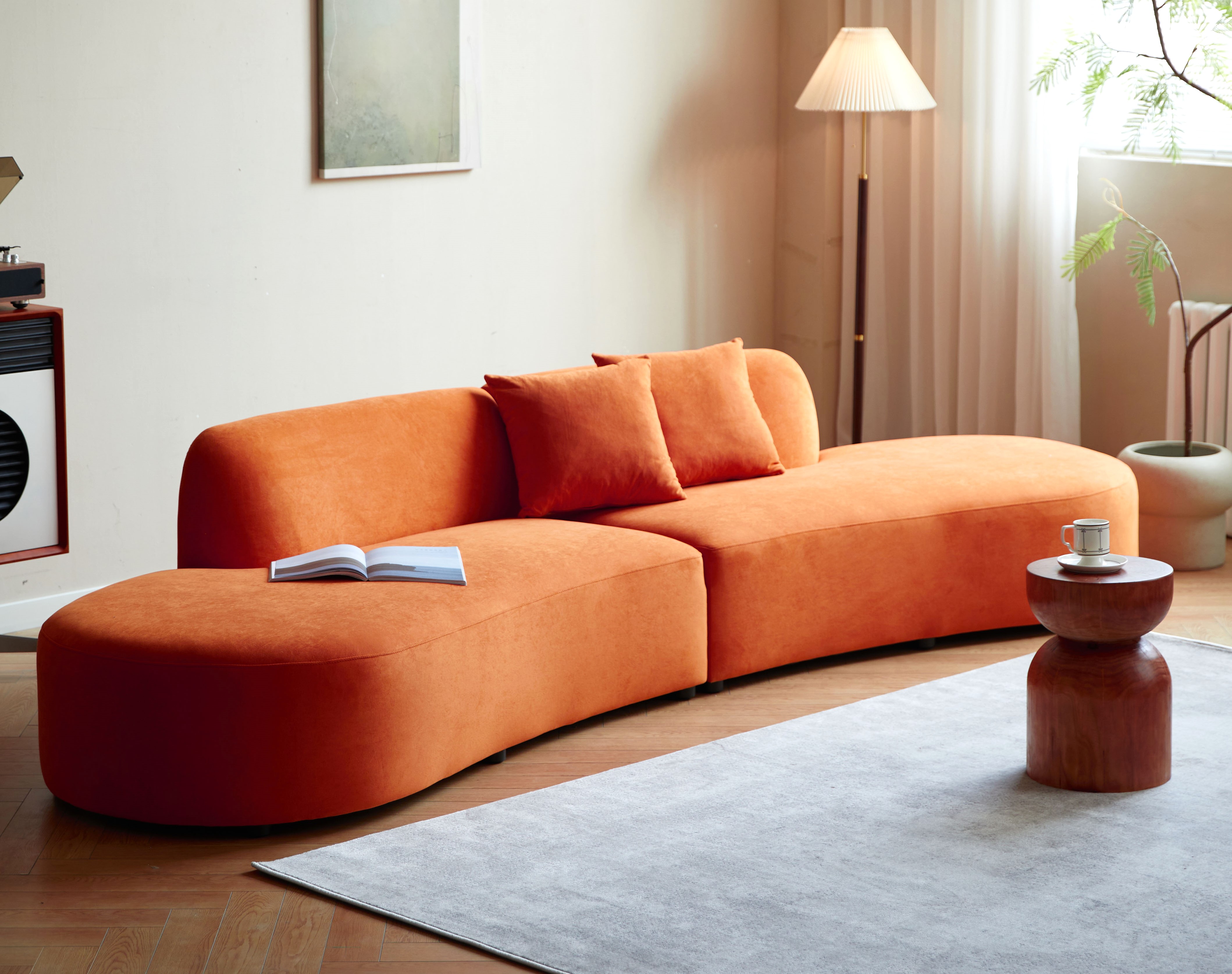 Sofa courbe 132po velours 6 places rouge orange