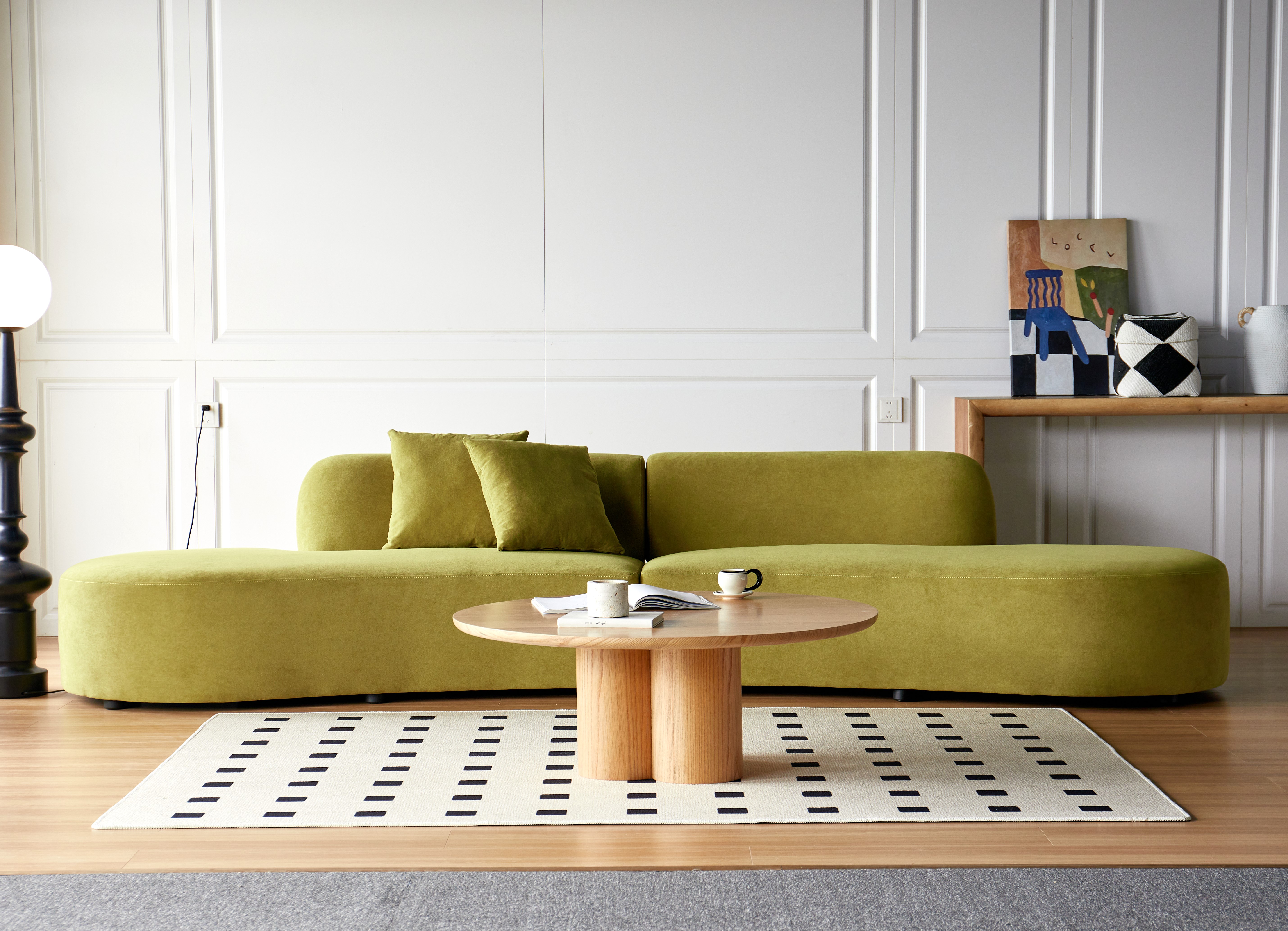 Sofa courbe 132 po velours vert olive 6 places