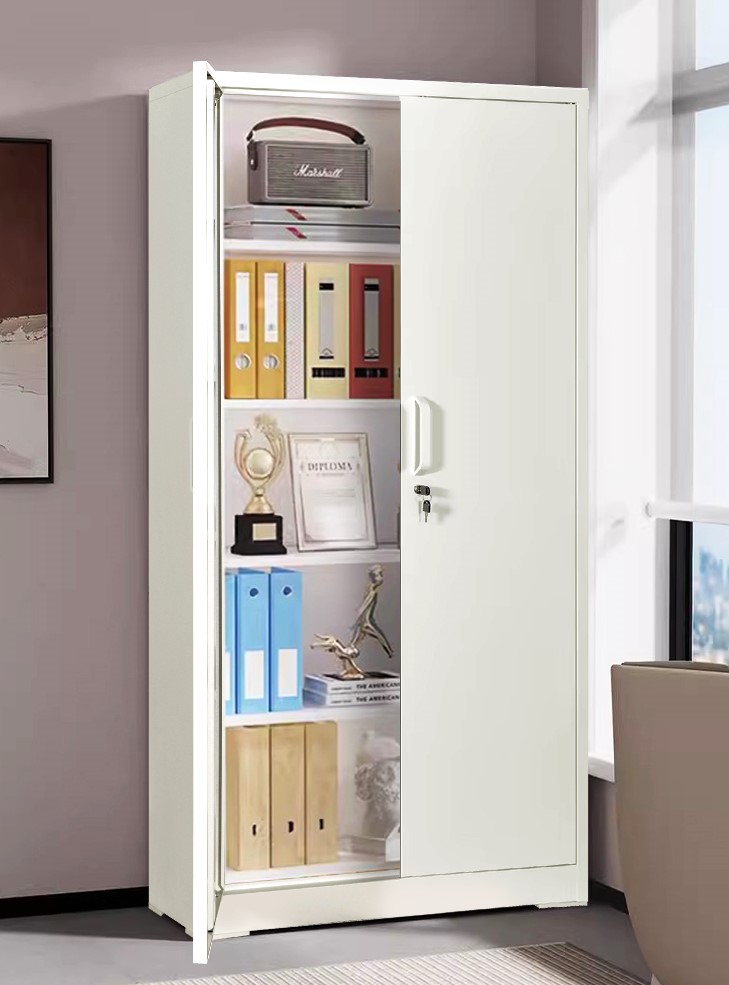 Armoire métal Ironclad 71 po portes verrouillables, 4 tablettes