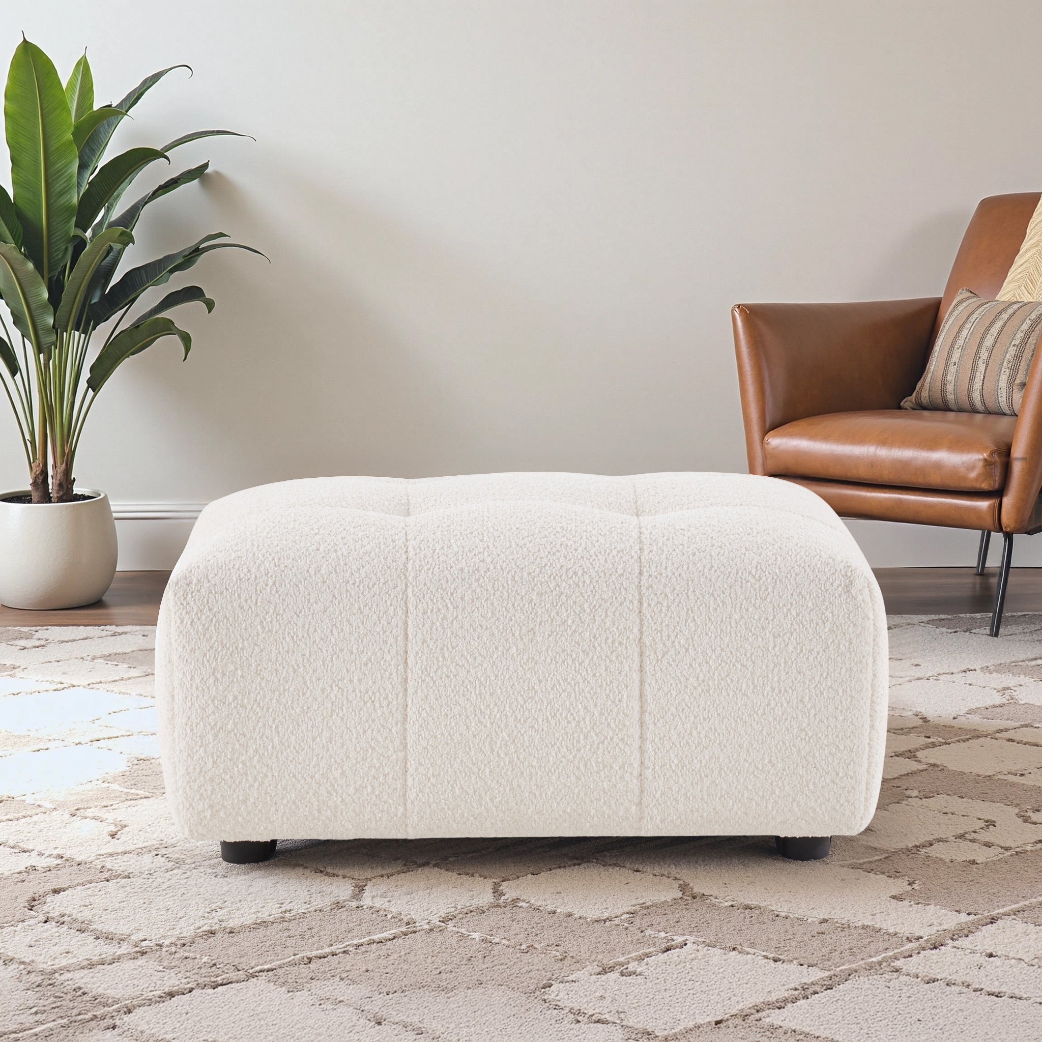 Kaynes Pouf capitonné ivoire Boucle