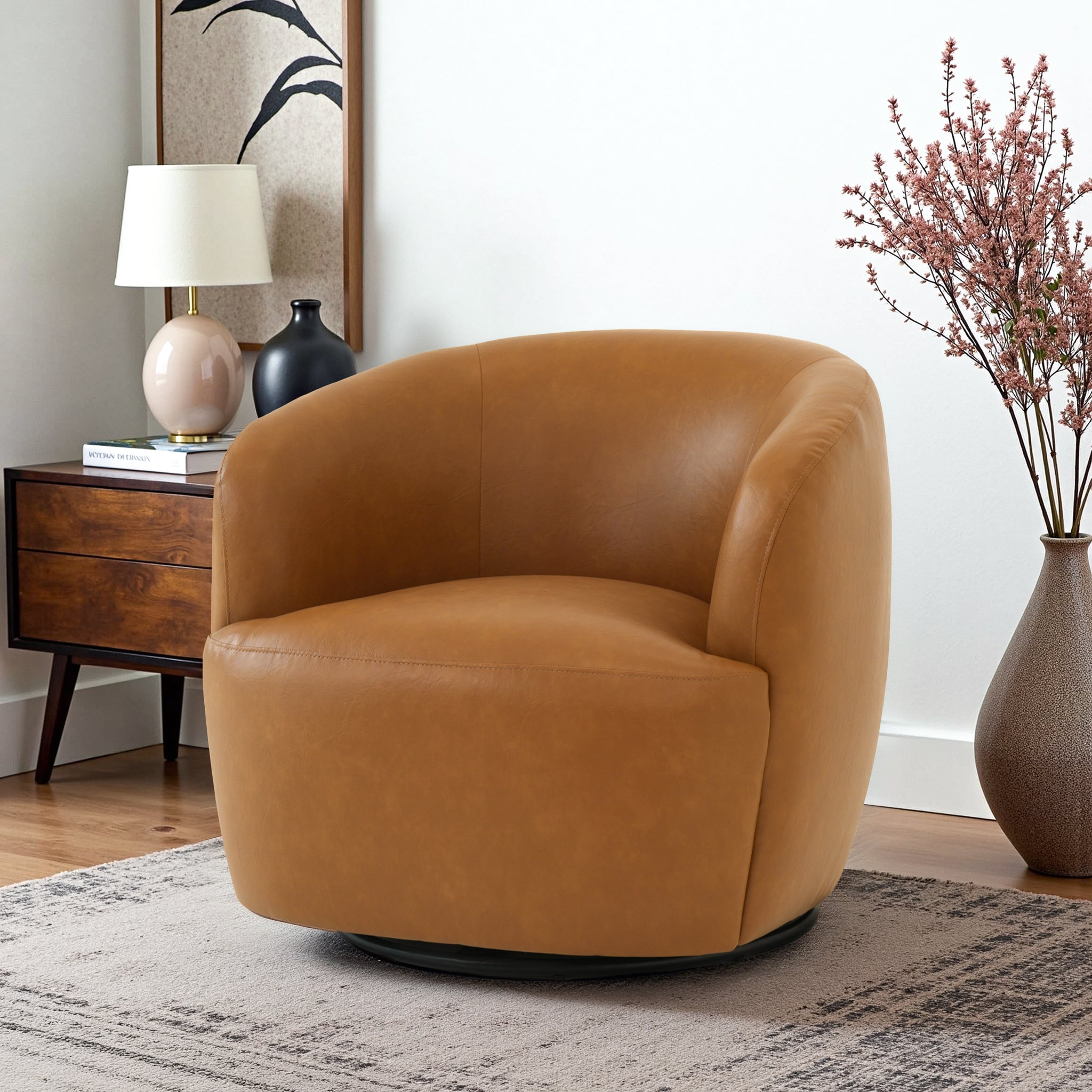 Fauteuil tonneau pivotant cuir vegan Mina 32"