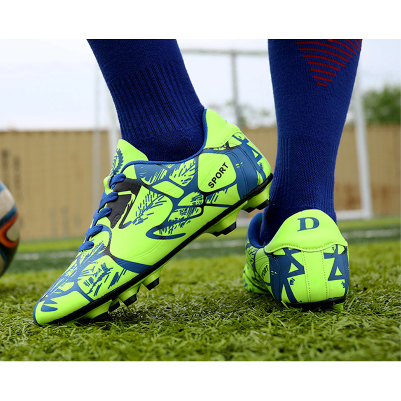 Chaussures football crampons pointes 36-45