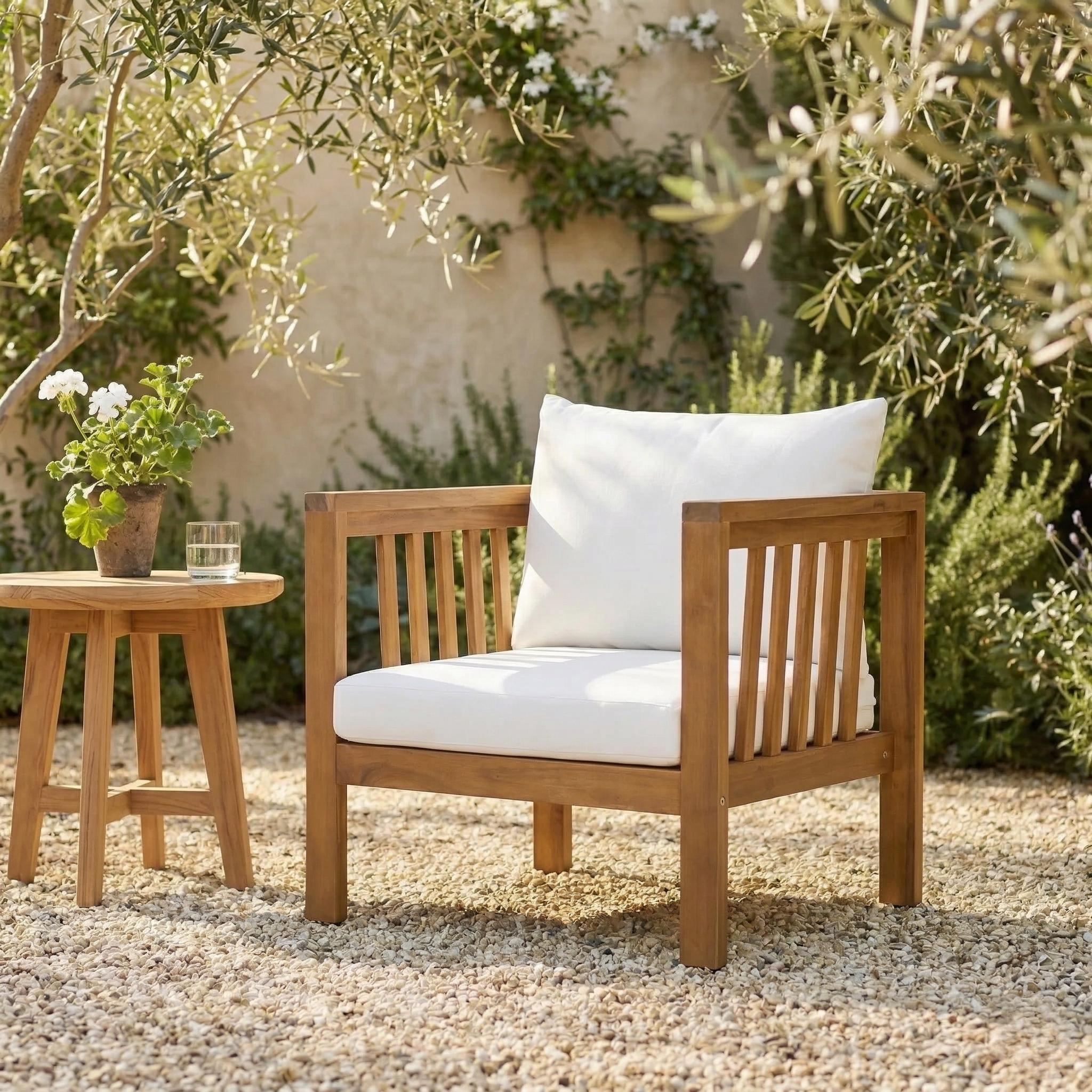 Chaise club extérieur acacia bras carrés coussin beige épais