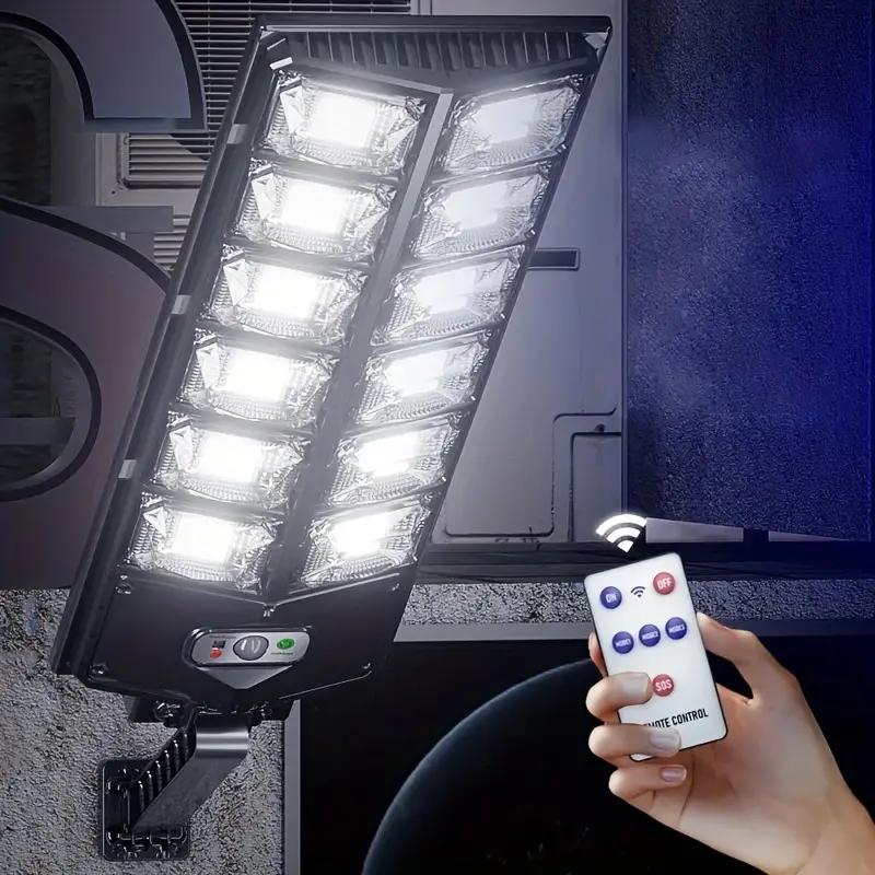 Lampadaire solaire LED extérieur jour brillant