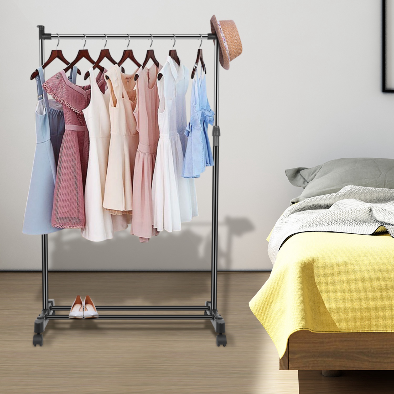 Portant vêtements 15kg, ajustable 3.12-4.80pi, roulettes, tablette