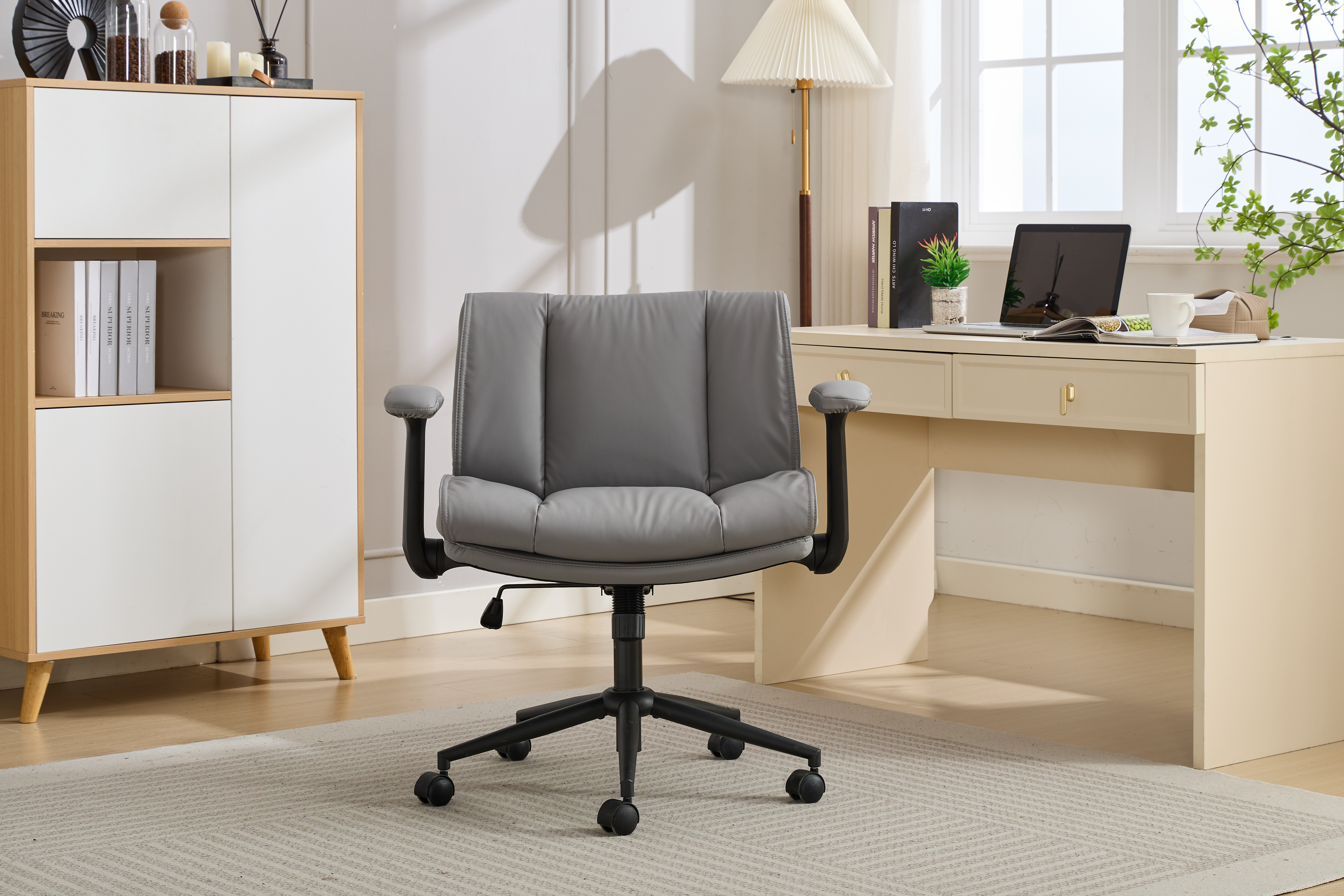 Chaise bureau cuir accoudoirs pivotante grise
