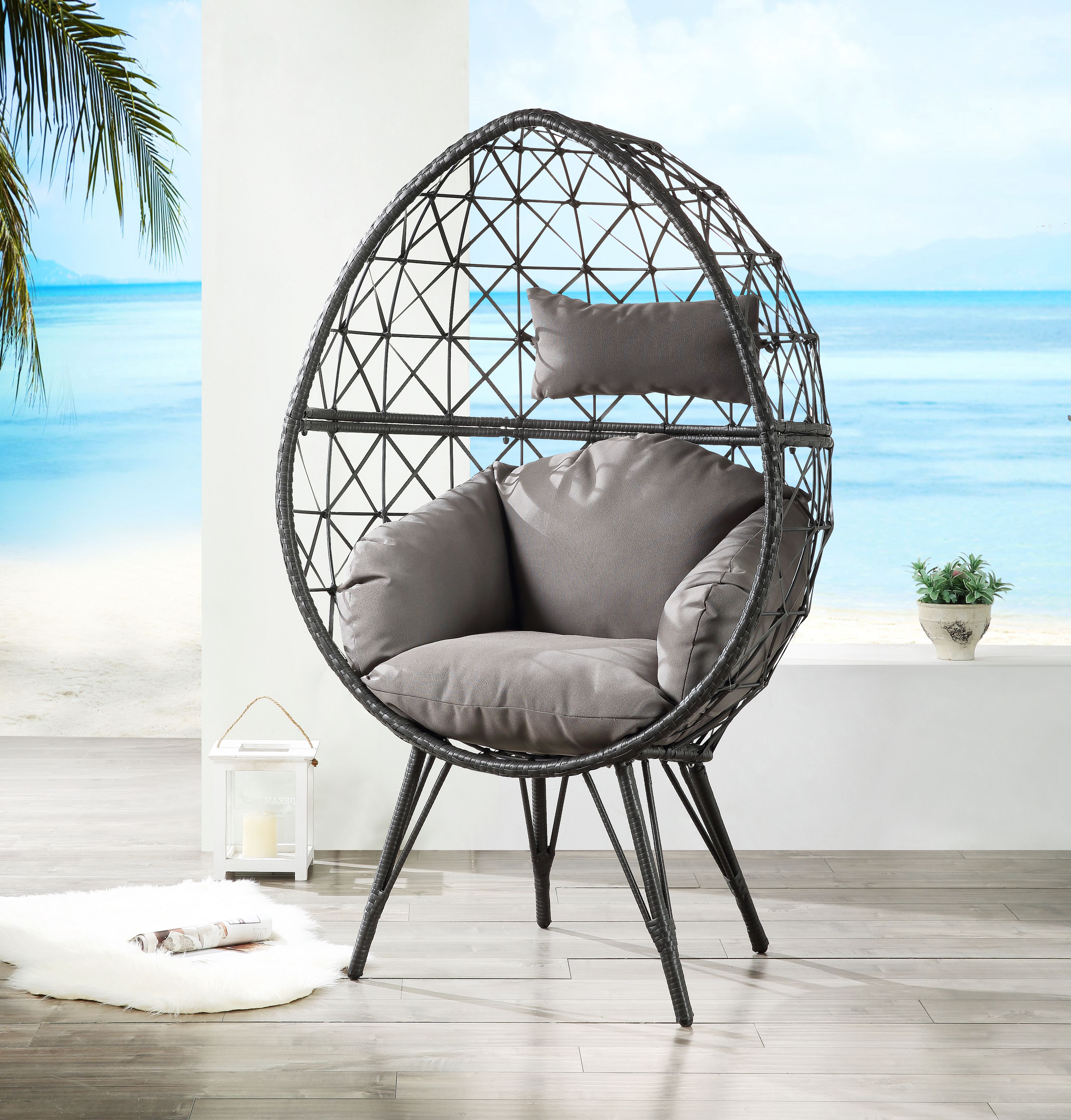 Chaise lounge patio Aeven, tissu gris clair et osier noir