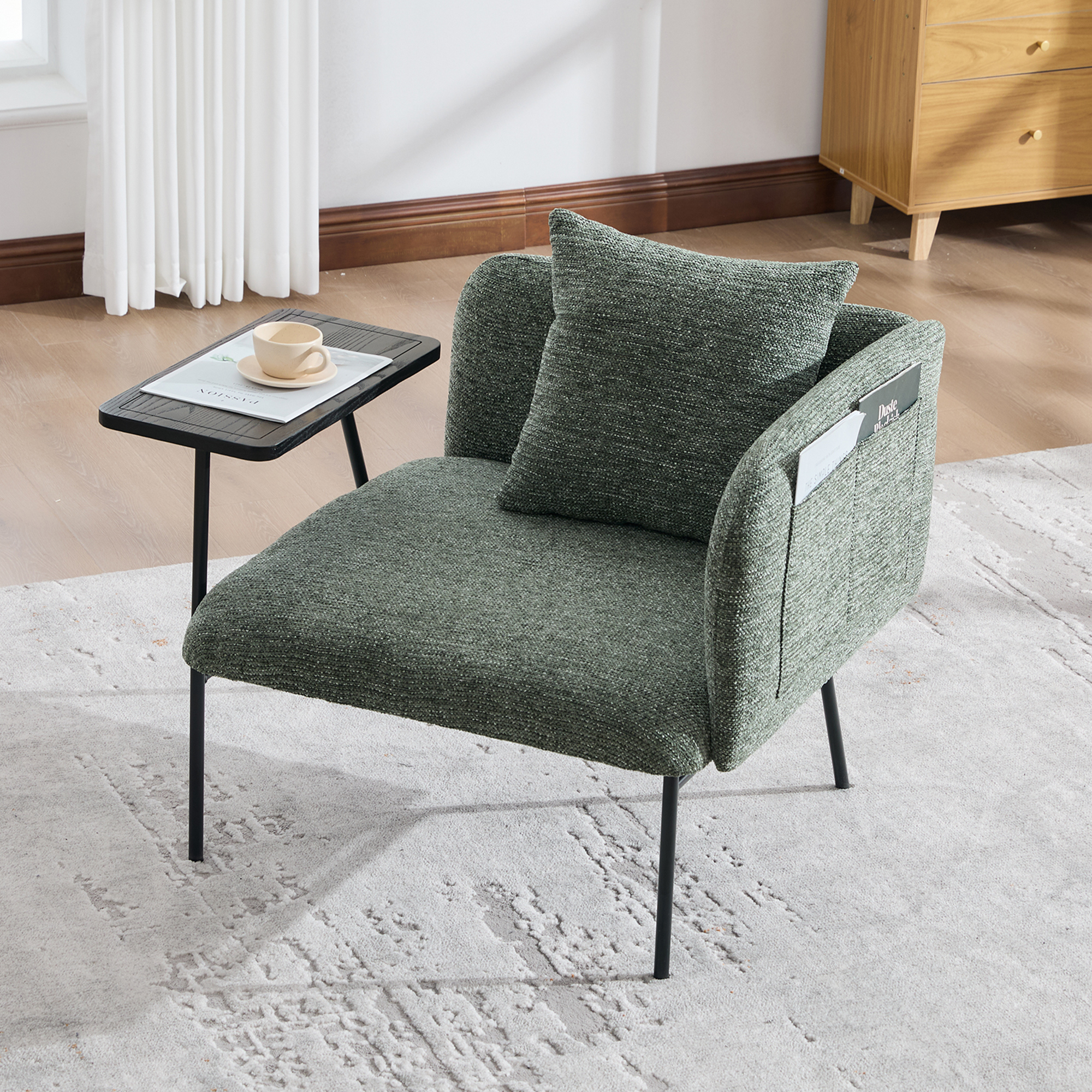 Fauteuil de détente avec petite table, appuie-tête et poches latérales