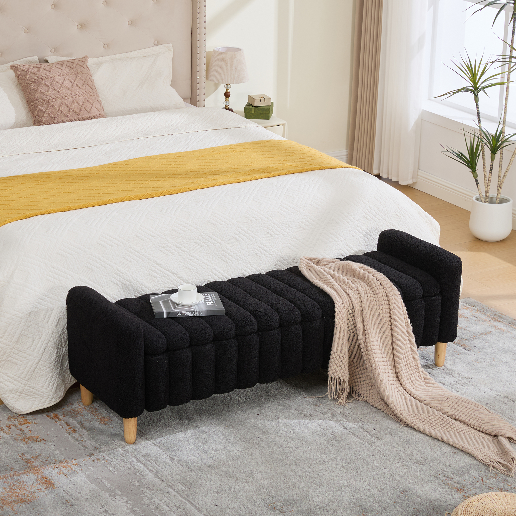 Banc bout de lit 63,4" noir, capitonné, rangement, pieds bois