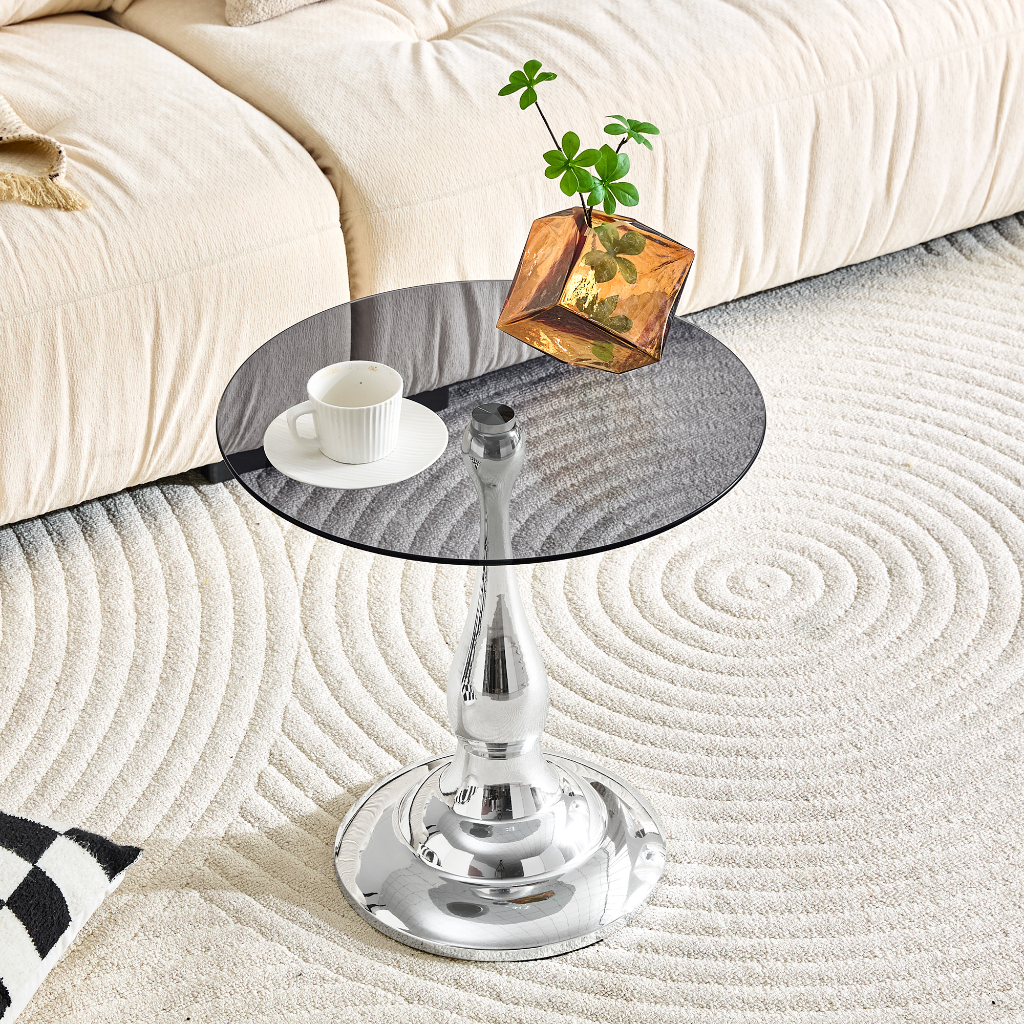 Table appoint métal argent, plateau verre 19,6 po dia.