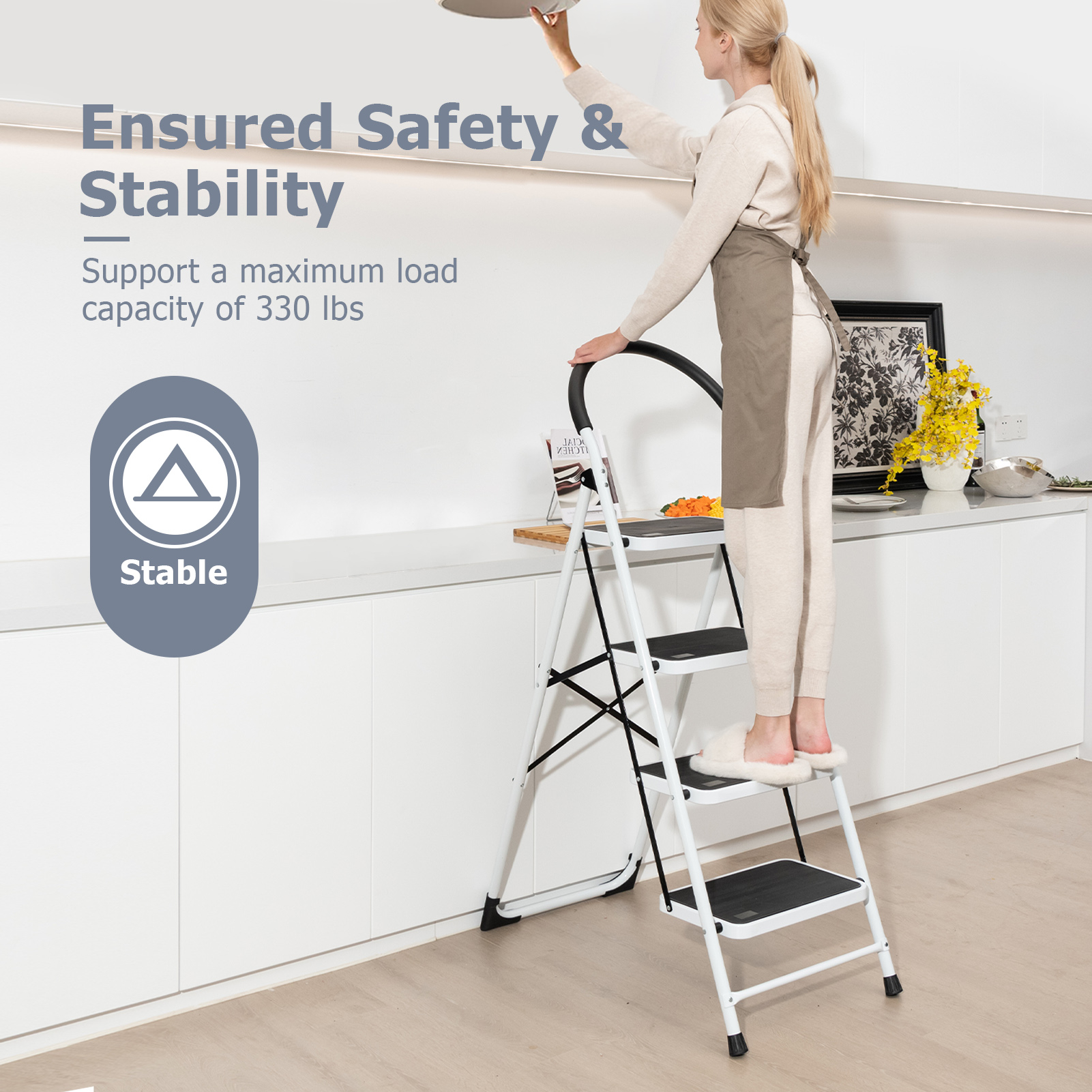 Escabeau 4 marches pliable antidérapant 330 lb
