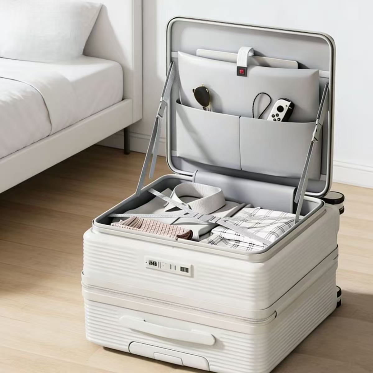 Valise 20 po porte-gobelet multifonctionnel