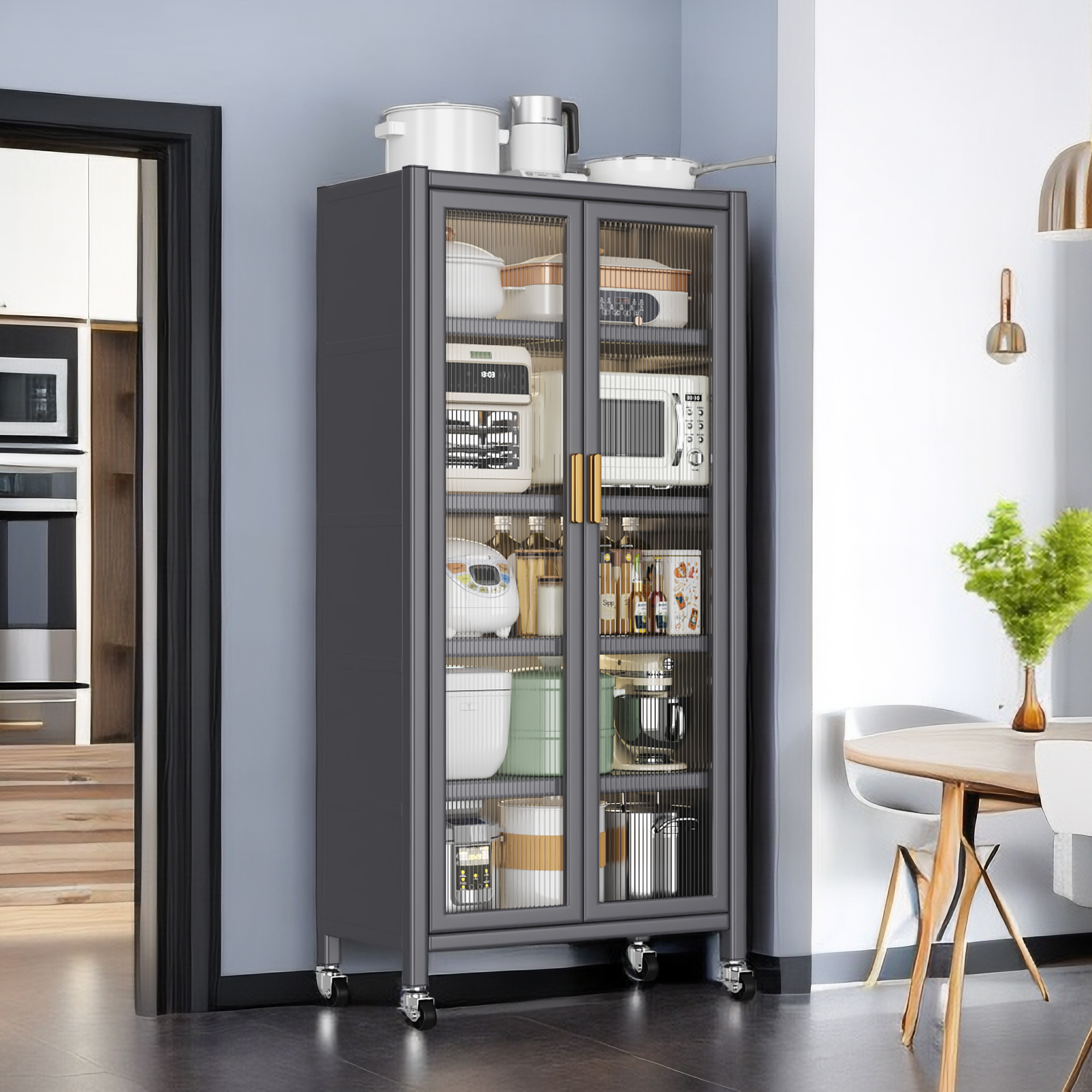 Armoire de cuisine grise ouverte, unité de rangement multicouche pour micro-ondes