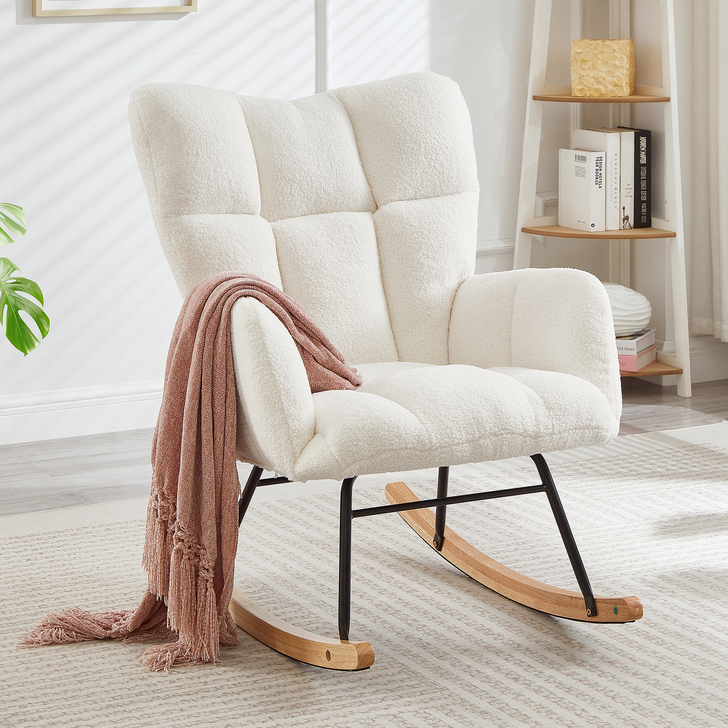 Fauteuil bascule teddy ivoire, cadre métal, capitonné