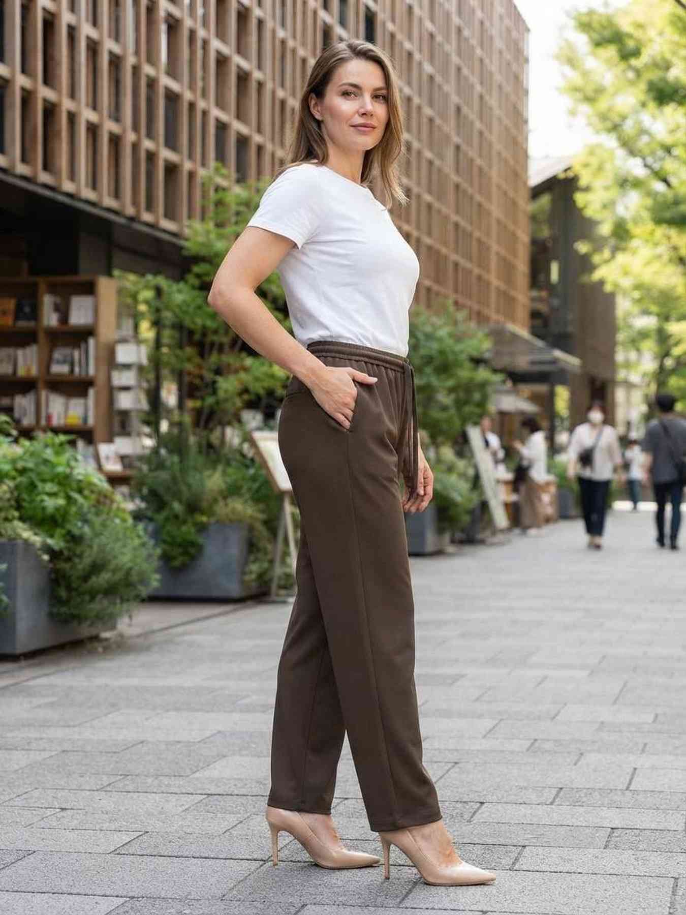 Pantalon long femme jambe droite décontracté