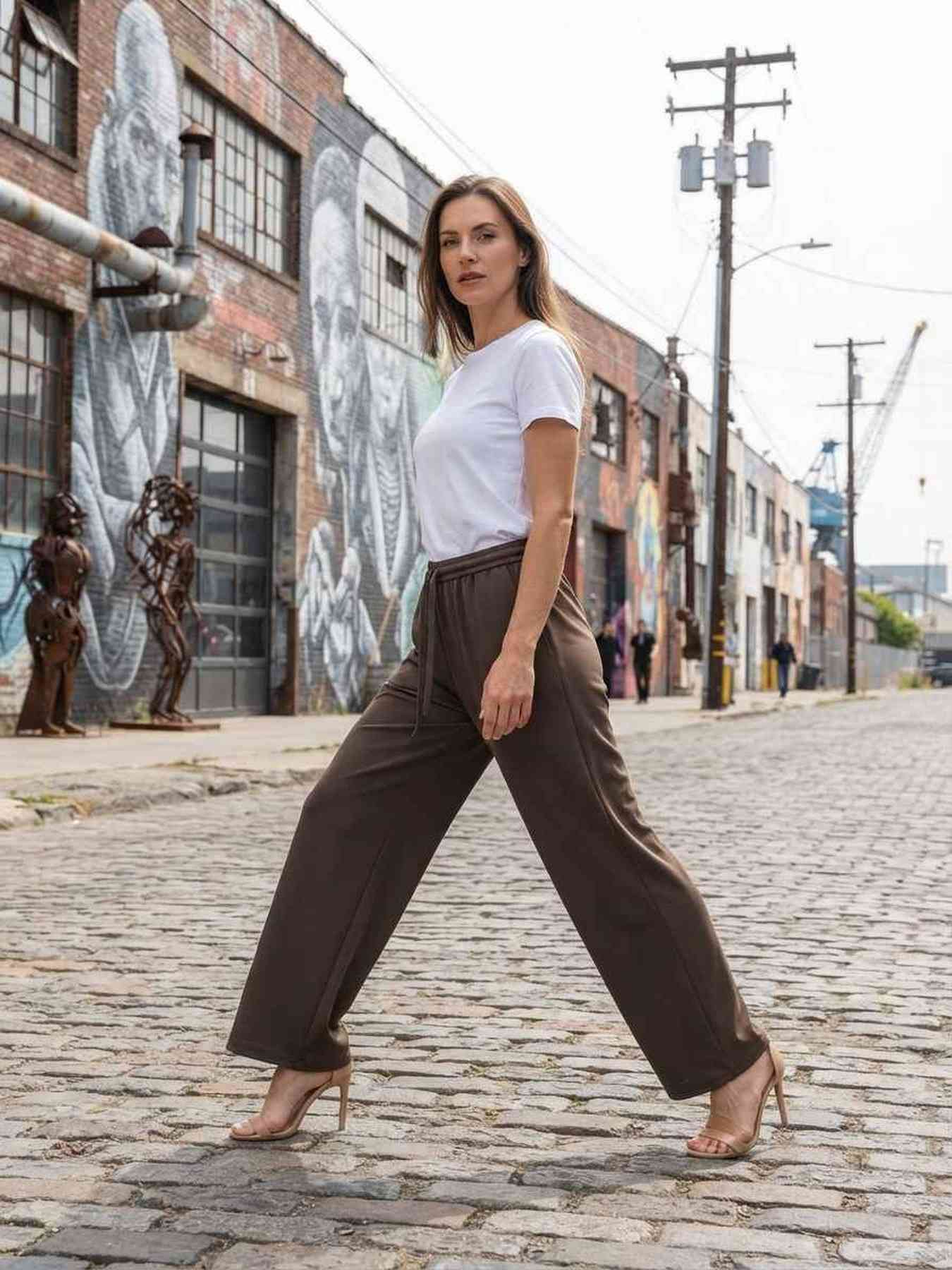 Pantalon long femme jambe droite décontracté