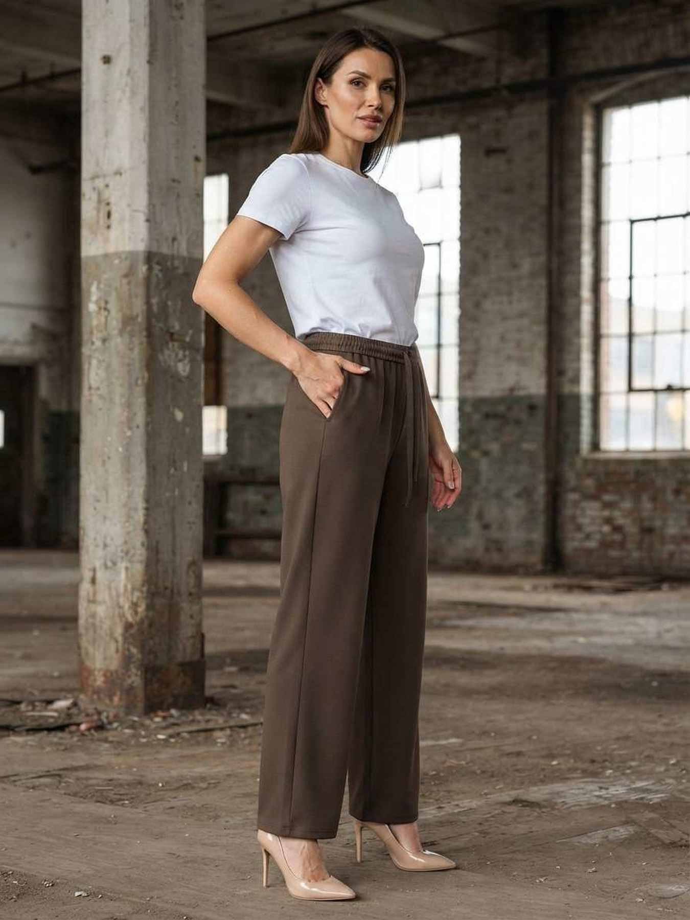 Pantalon long femme jambe droite décontracté
