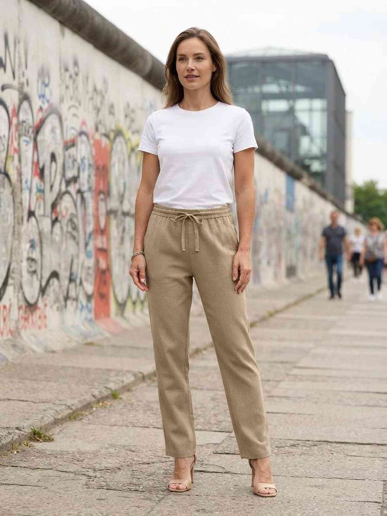 Pantalon décontracté femme, jambe droite, usage quotidien