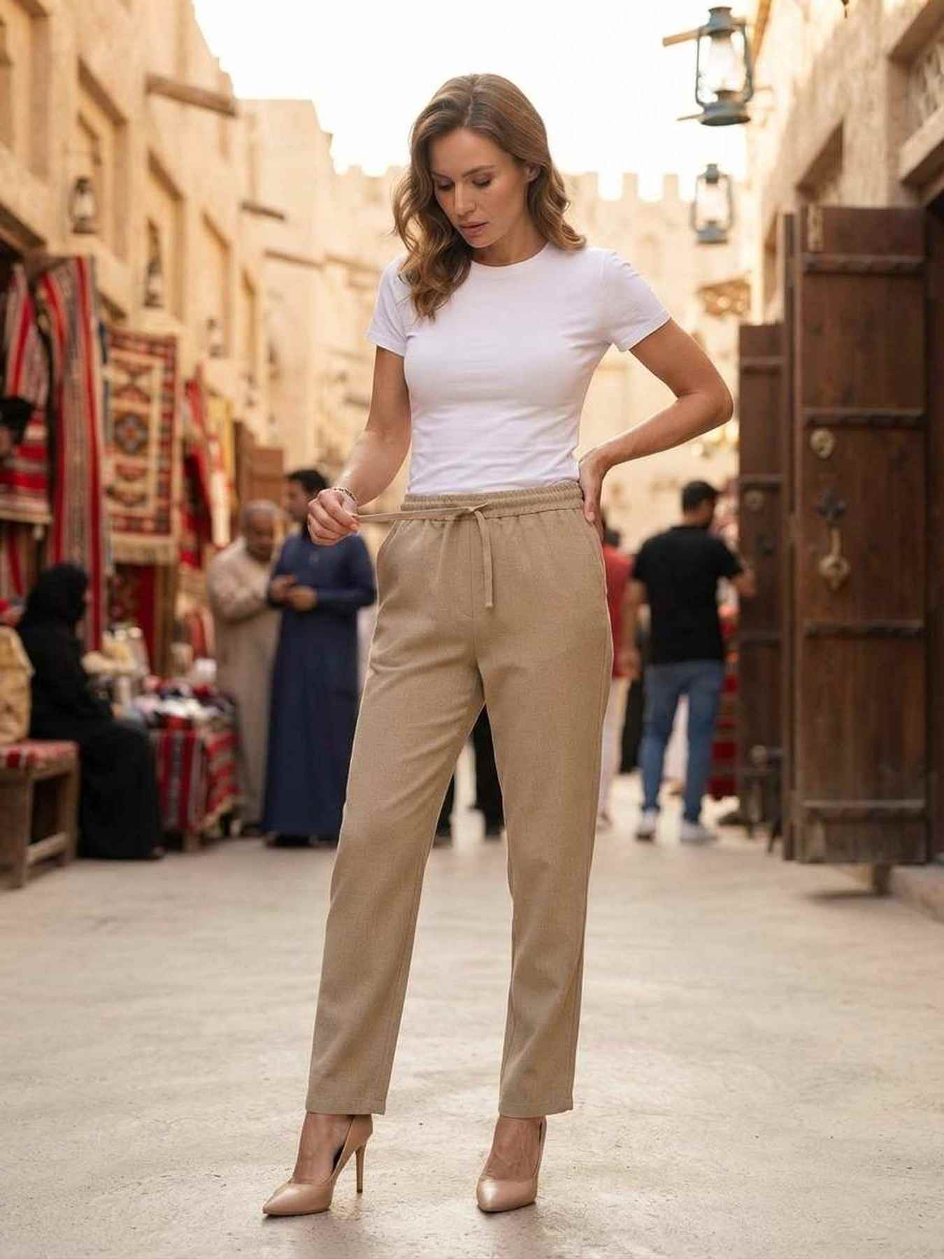 Pantalon décontracté femme, jambe droite, usage quotidien