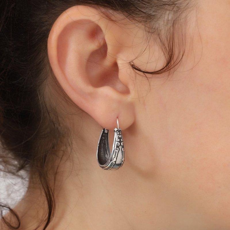 Boucles d'oreilles style national vintage gravées