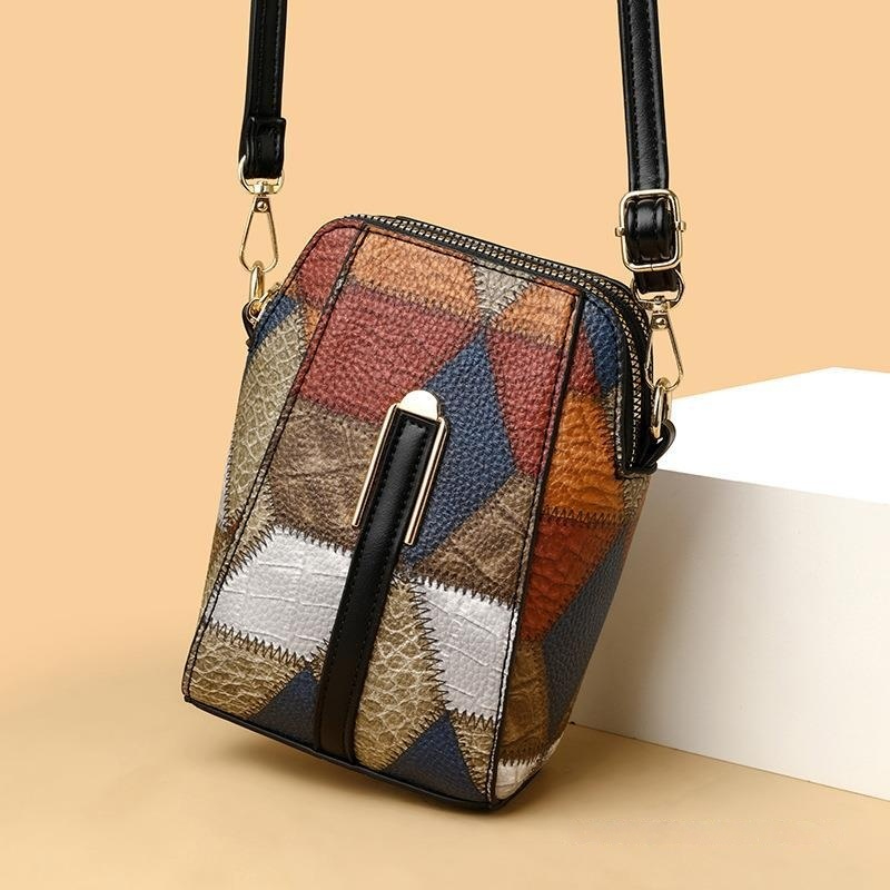 Sac à bandoulière en cuir souple avec coutures mode