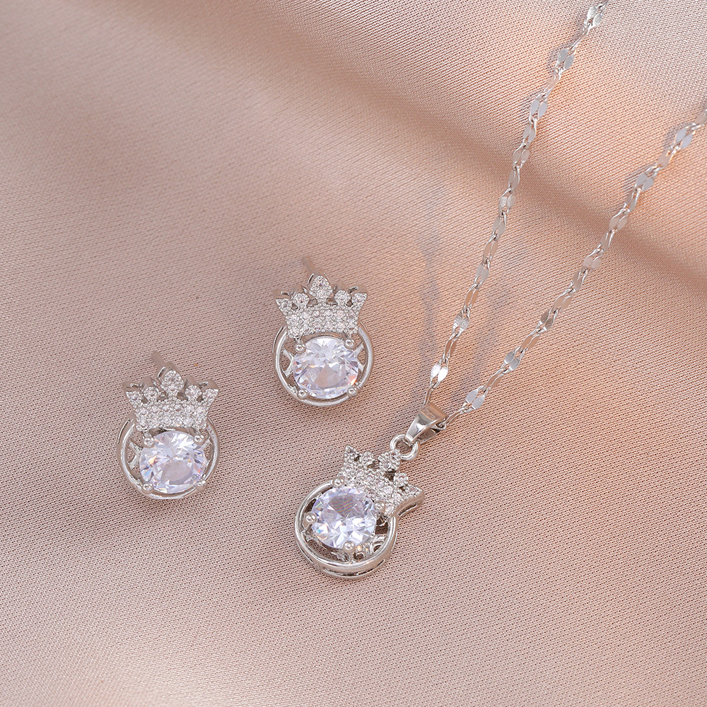 Collier Couronne Zircon Design Niche Style Coréo-Japonais